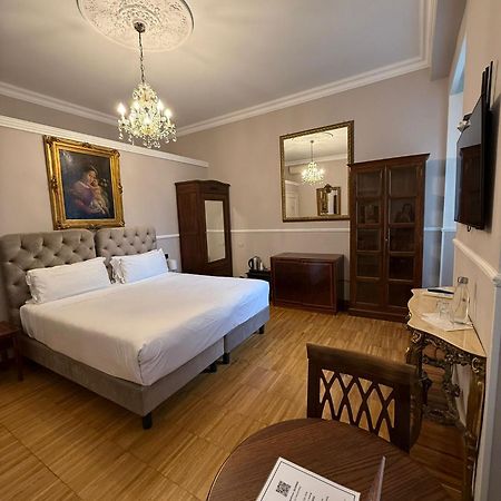 I Tre Moschettieri - D'Artagnan Bed & Breakfast Rome Bagian luar foto