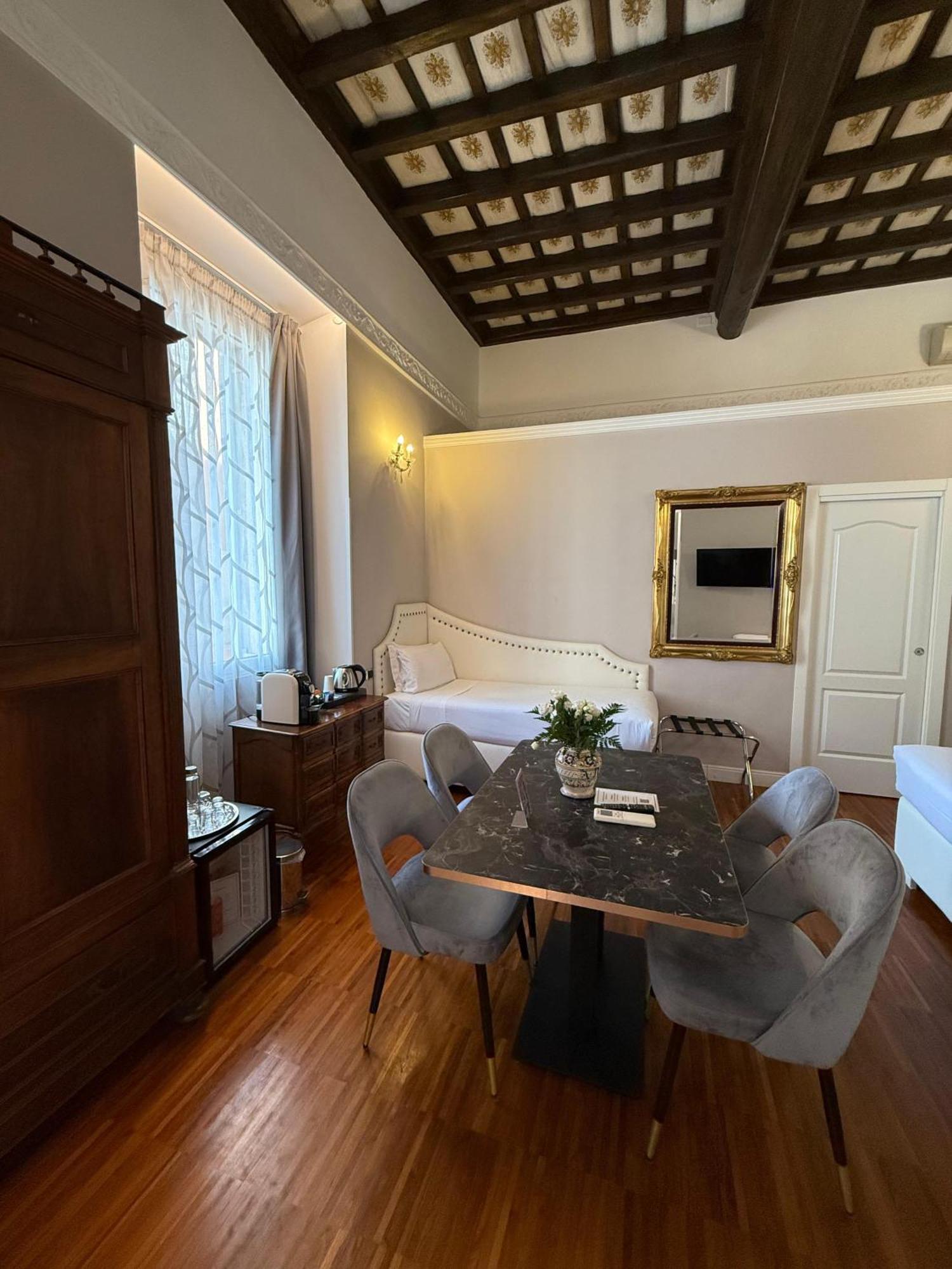 I Tre Moschettieri - D'Artagnan Bed & Breakfast Rome Bagian luar foto